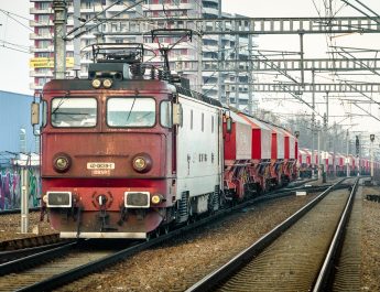 Feroviarii de la CFR Marfă nu și-au primit salariile de patru luni.  Trenurile ar putea fi oprite!