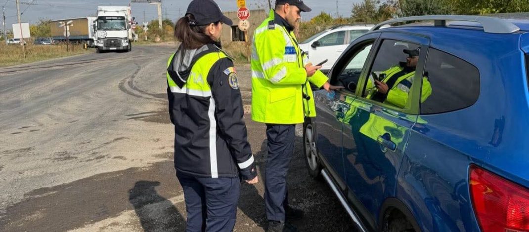 Peste 18.000 de lei, amenzi aplicate de polițiști la trecerile la nivel!
