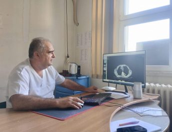 Dr. Dumitru Isvan la “Zona Specialistului”: “Dintr-o secție ”cenușăreasă” a Spitalului Județean, acum, aici, putem interveni aproape la orice caz!”