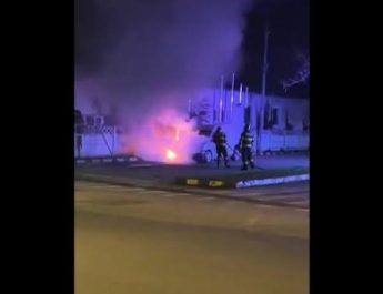 Autoturism în flăcări, la Tecuci!