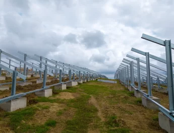 Parc fotovoltaic în locul unei foste gropi de gunoi