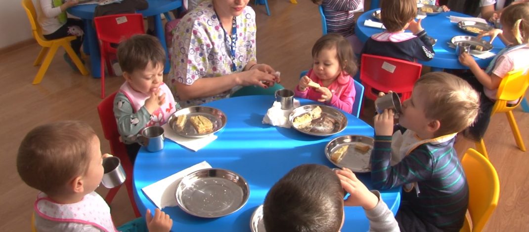 Probleme majore depistate la produsele servite elevilor prin  Programul Național „Masă sănătoasă”