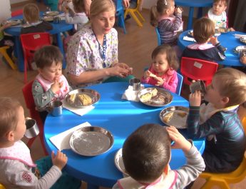 Probleme majore depistate la produsele servite elevilor prin  Programul Național „Masă sănătoasă”